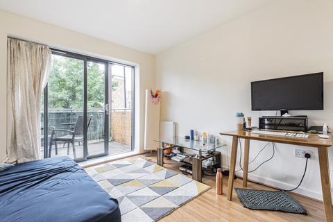 undefined, Heath Place, Mile End, London, E3