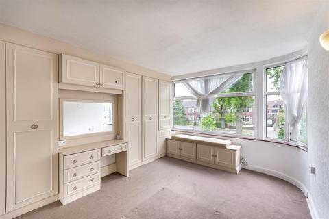4 bedroom semi-detached house for sale, Broom Lane, Rotherham