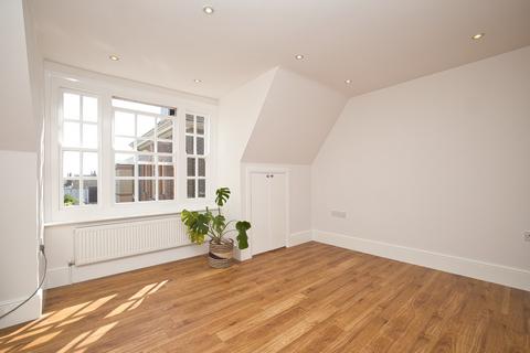 2 bedroom flat for sale, West Cliff Road, Ramsgate, Kent, CT11