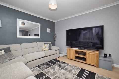 14 Colombo Square, Ramsgate, CT12 6HG