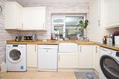 14 Colombo Square, Ramsgate, CT12 6HG