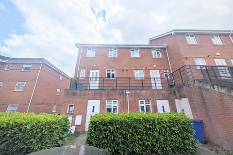 3 bedroom duplex for sale, Pirelli Way, Eastleigh