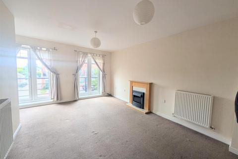 3 bedroom duplex for sale, Pirelli Way, Eastleigh