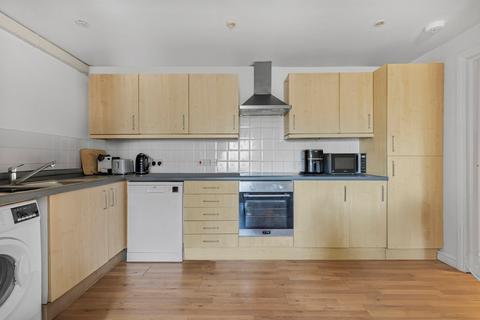 3 bedroom flat for sale, Gaselee Street, Isle of Dogs, London