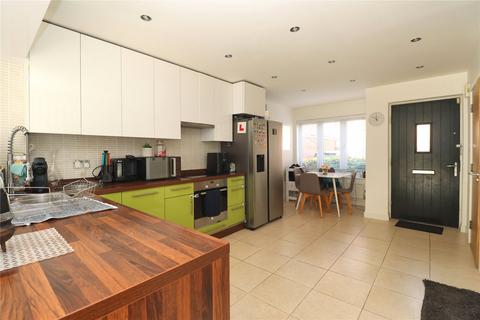 3 Browne Close, Woking, GU22 8LJ