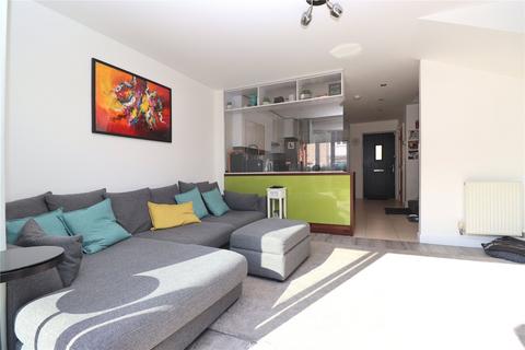 3 Browne Close, Woking, GU22 8LJ