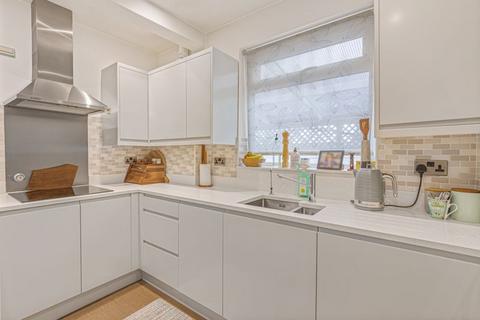 101 Longmead Drive, Sidcup, DA14 4NY