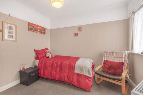 101 Longmead Drive, Sidcup, DA14 4NY
