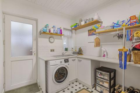 101 Longmead Drive, Sidcup, DA14 4NY