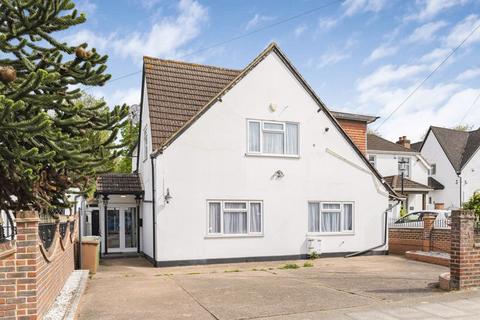 5 bedroom detached house for sale, Baldwyns Park, Bexley