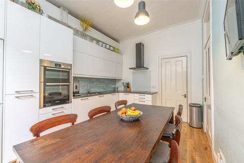 10 Drum Terrace, Edinburgh, EH7 5NB