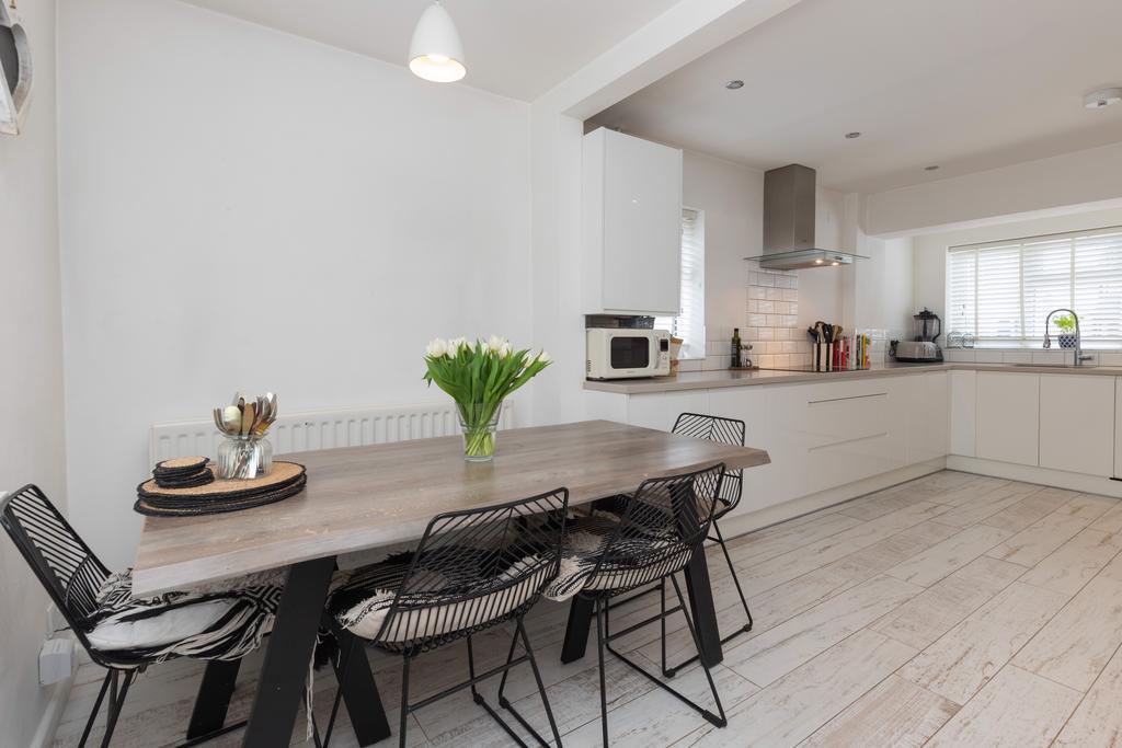 Kitchen diner