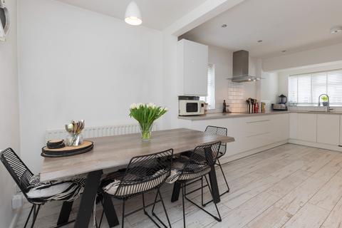 63 Evans Road, Eynsham, Witney, OX29 4QU