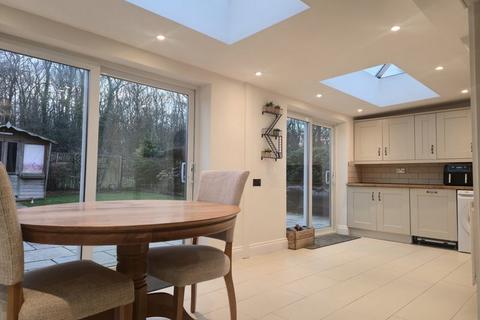 2 bedroom semi-detached house for sale, Norfield Road, Dartford DA2