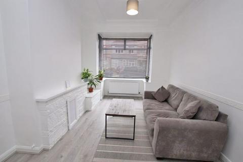 34 Clifton Road, Grimsby, DN34 4QN
