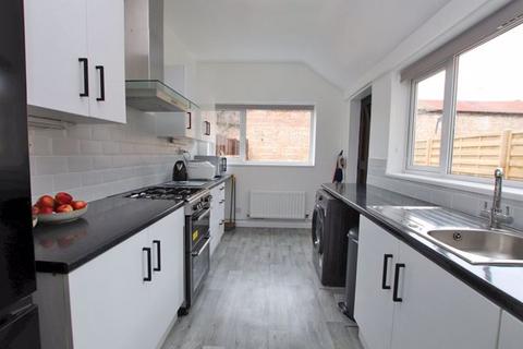 34 Clifton Road, Grimsby, DN34 4QN