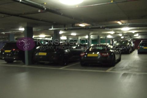 undefined, 375 Kensington High Street, London W14
