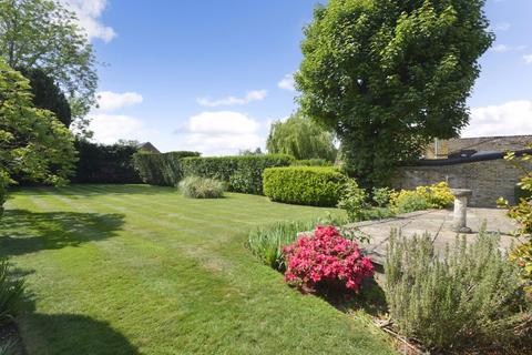 4 bedroom detached house for sale, Ockley Road, Cranleigh