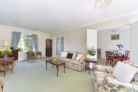 4 bedroom detached house for sale, Ockley Road, Cranleigh
