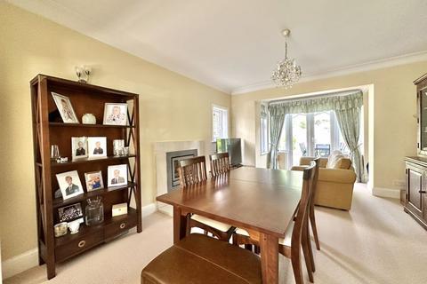 7 Kingsdown Road, Epsom, KT17 3PU