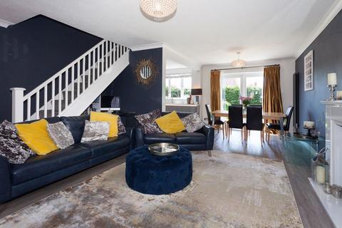 4 bedroom detached house for sale, Avon Drive, Congleton