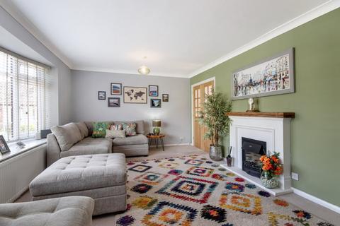 2 Johns Close, Hartley, Longfield, DA3 7DA