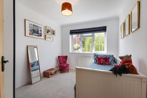 2 Johns Close, Hartley, Longfield, DA3 7DA