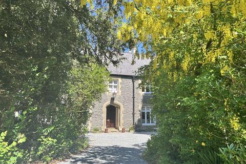 undefined, Trofarth, Abergele