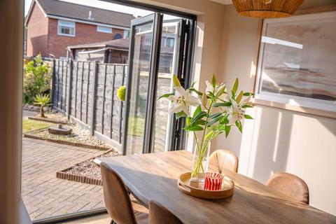 20 Waterside View, Rudheath, Northwich, CW9 7EG