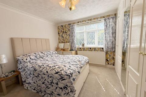 4 Hough Road, Frieston, Grantham, NG32 3BY
