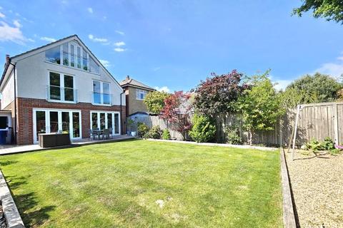 6 bedroom detached house for sale, Monckton Road, Gosport PO12