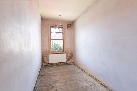 63 Bournemouth Road, London, SW19 3AR