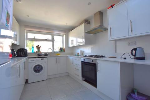 undefined, Locket Road, Wealdstone