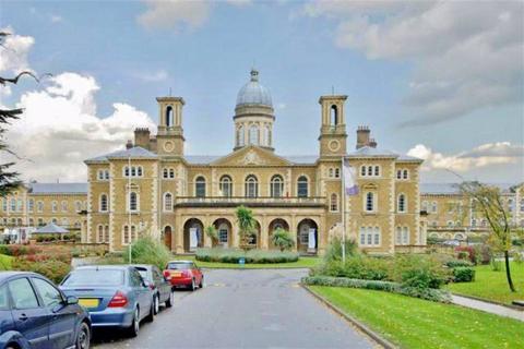 2 bedroom flat for sale, Princess Park Manor, New Southgate N11