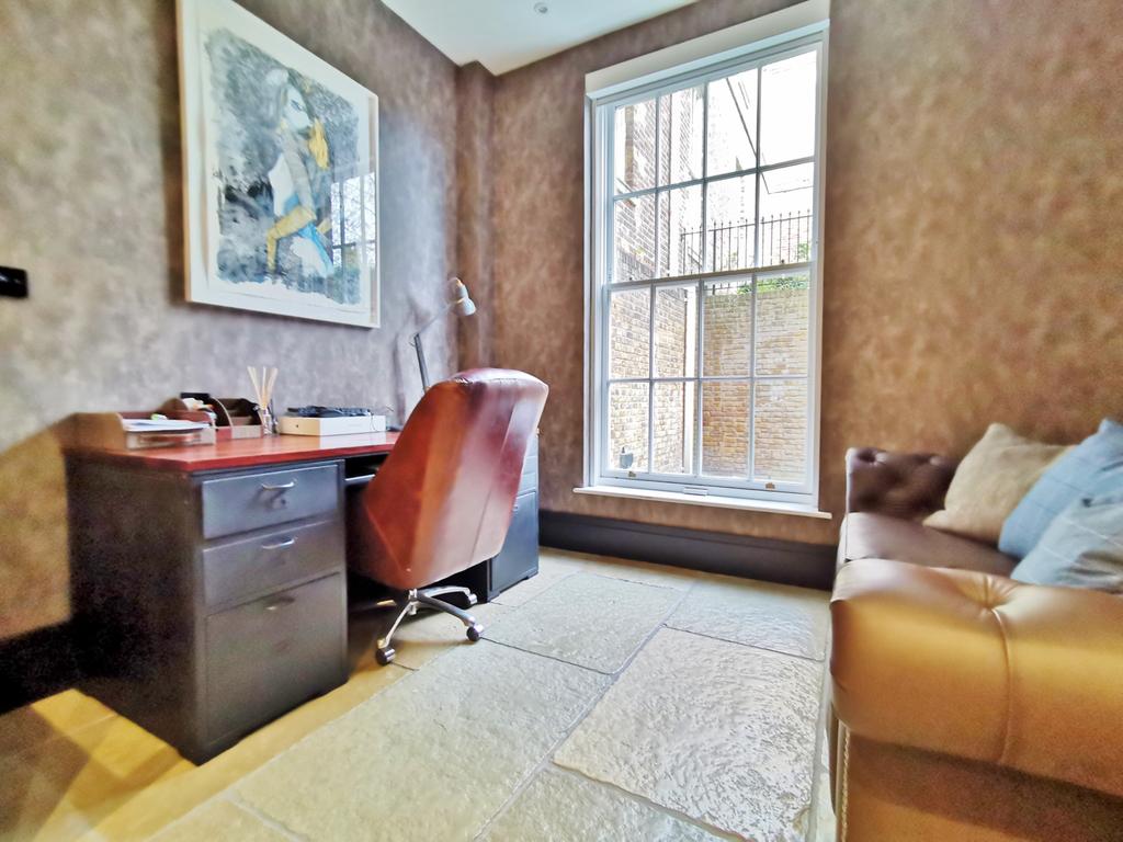 Office / Bedroom 2