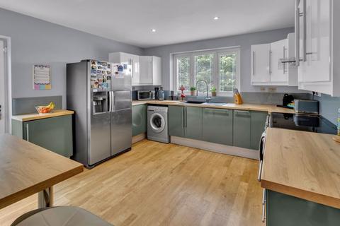 75 Beechfield Road, Milnrow, Rochdale, OL16 4EU