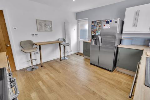 75 Beechfield Road, Milnrow, Rochdale, OL16 4EU