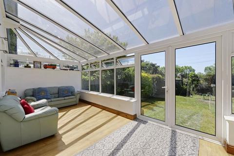 4 bedroom semi-detached house for sale, Lees Road, Yalding ME18