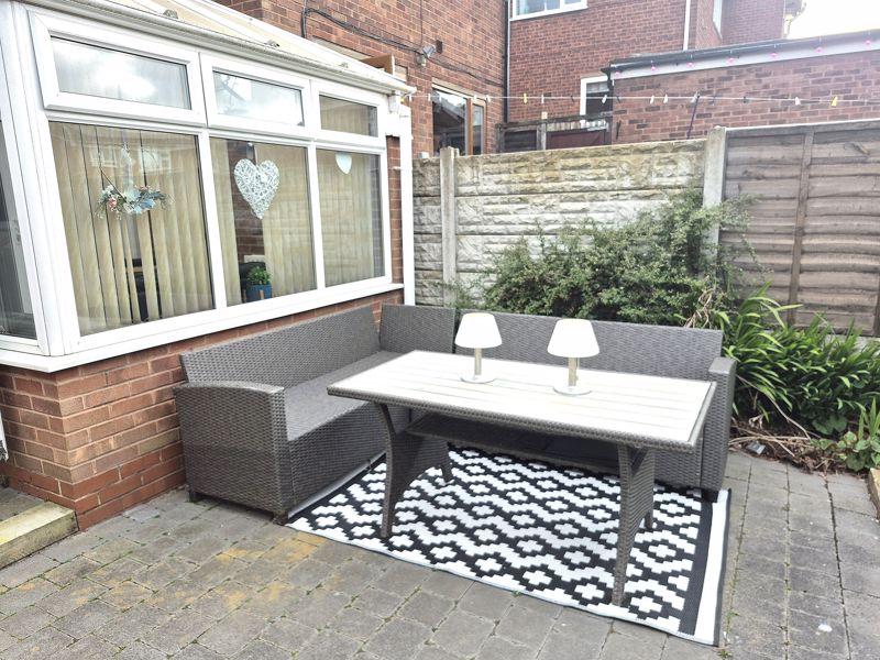 Outdoor Dining Area