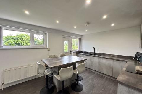 121 Katrina Grove, Featherstone, Pontefract, WF7 5NT