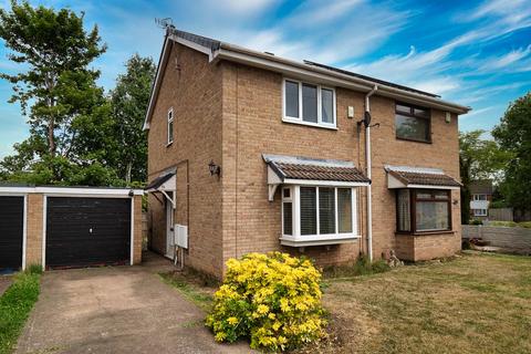 19 Garton Close, Nottingham, NG6 8RZ