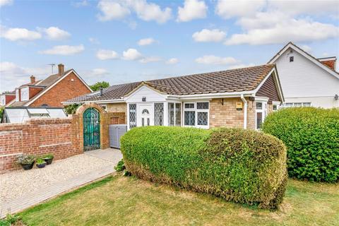 82 Ash Tree Drive, West Kingsdown, Sevenoaks, TN15 6LQ