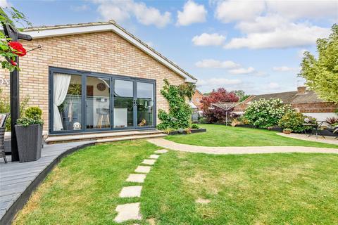 82 Ash Tree Drive, West Kingsdown, Sevenoaks, TN15 6LQ