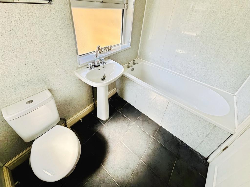 Bathroom/Wc