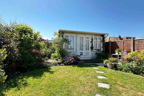 7a Alfred Road, Hawley, Dartford, DA2 7SQ