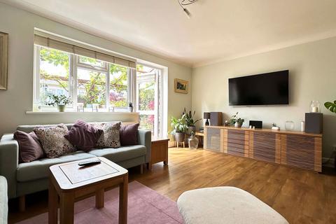 7a Alfred Road, Hawley, Dartford, DA2 7SQ