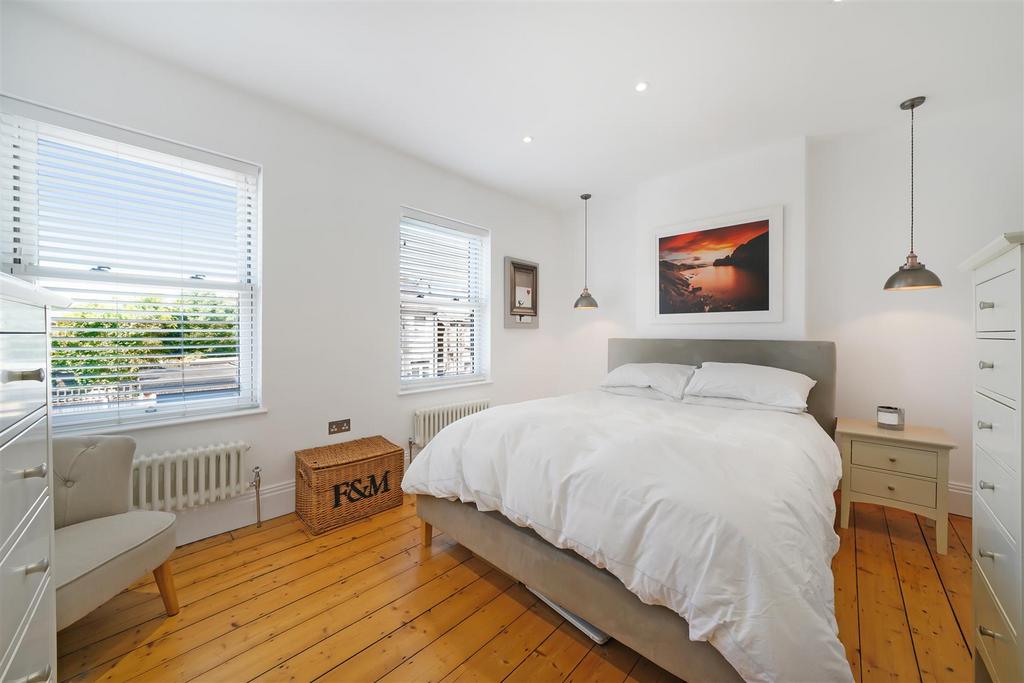 14 Victoria Road - Zf GEHen M436g S9ib IFRX.jpg