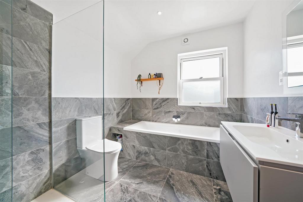 14 Victoria Road - BWwa7sn Ehkc ZSi P0twb7.jpg