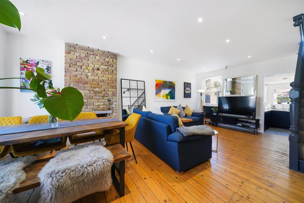 14 Victoria Road - d B5 EFi Ti Pkd Oqpqdui MS.jpg