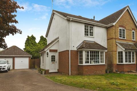 2 bedroom end of terrace house for sale, Kingfisher Drive, Wisbech, Cambridgeshire, PE13 2TP